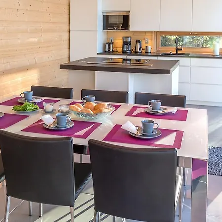 Mustikkakallio Luxury Villa *