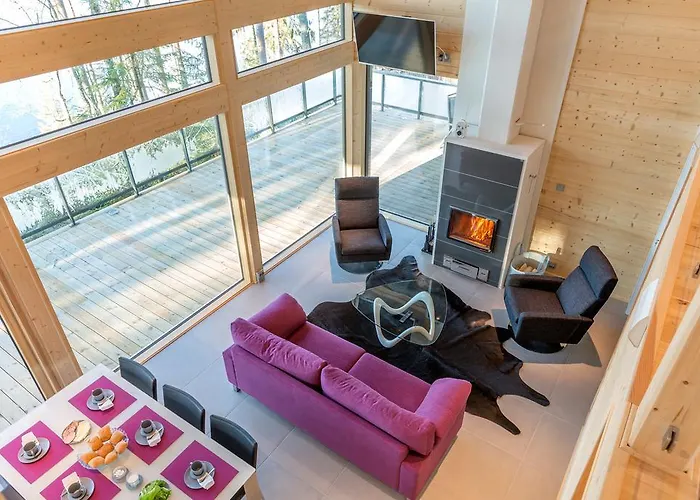 Mustikkakallio Luxury Villa *